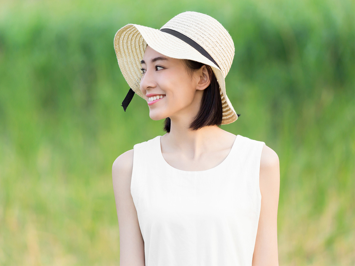 96位參賽者靚靚造型 經過幾個月的受訓，真人騷《全民造星IV》96位參賽者昨晚首次在節目中亮相，位位更以靚造型現身，既驚喜又吸睛，當中有一位參賽者被評判大讚「靚咗唔認得，有驚喜。」