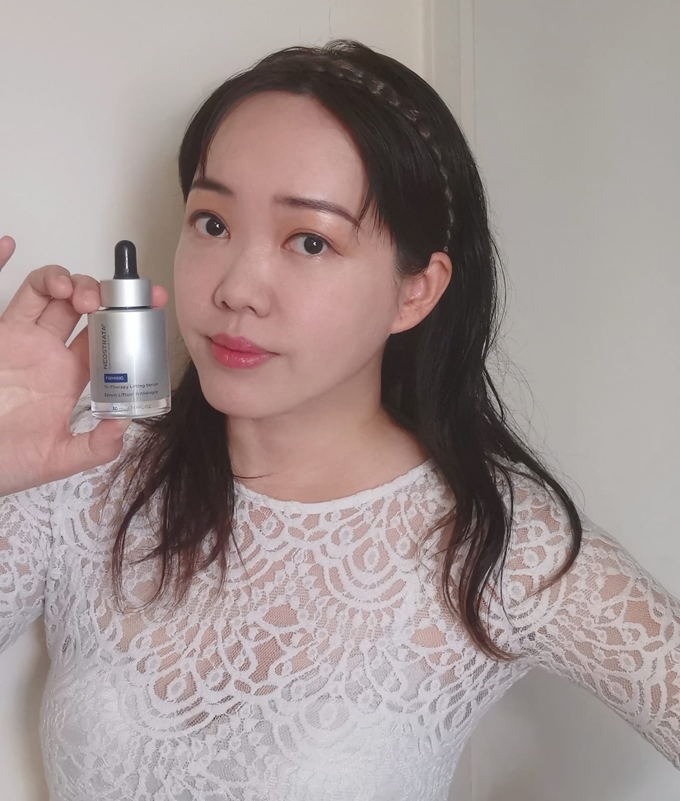 NEOSTRATA SKIN ACTIVE 「全效塑顔緊緻精華」擁有強大三角膠原力量 「重建、緊扣、撐托」